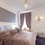 Du Levant Paris