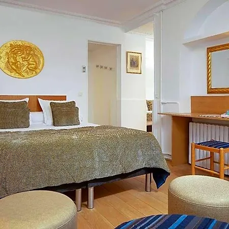 Du Levant Hotel